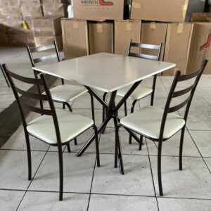Mesa Quadrada 75 x 75 cm Base Ipanema com 4 Cadeiras Marabá Marrom e Off-White - Teixeira