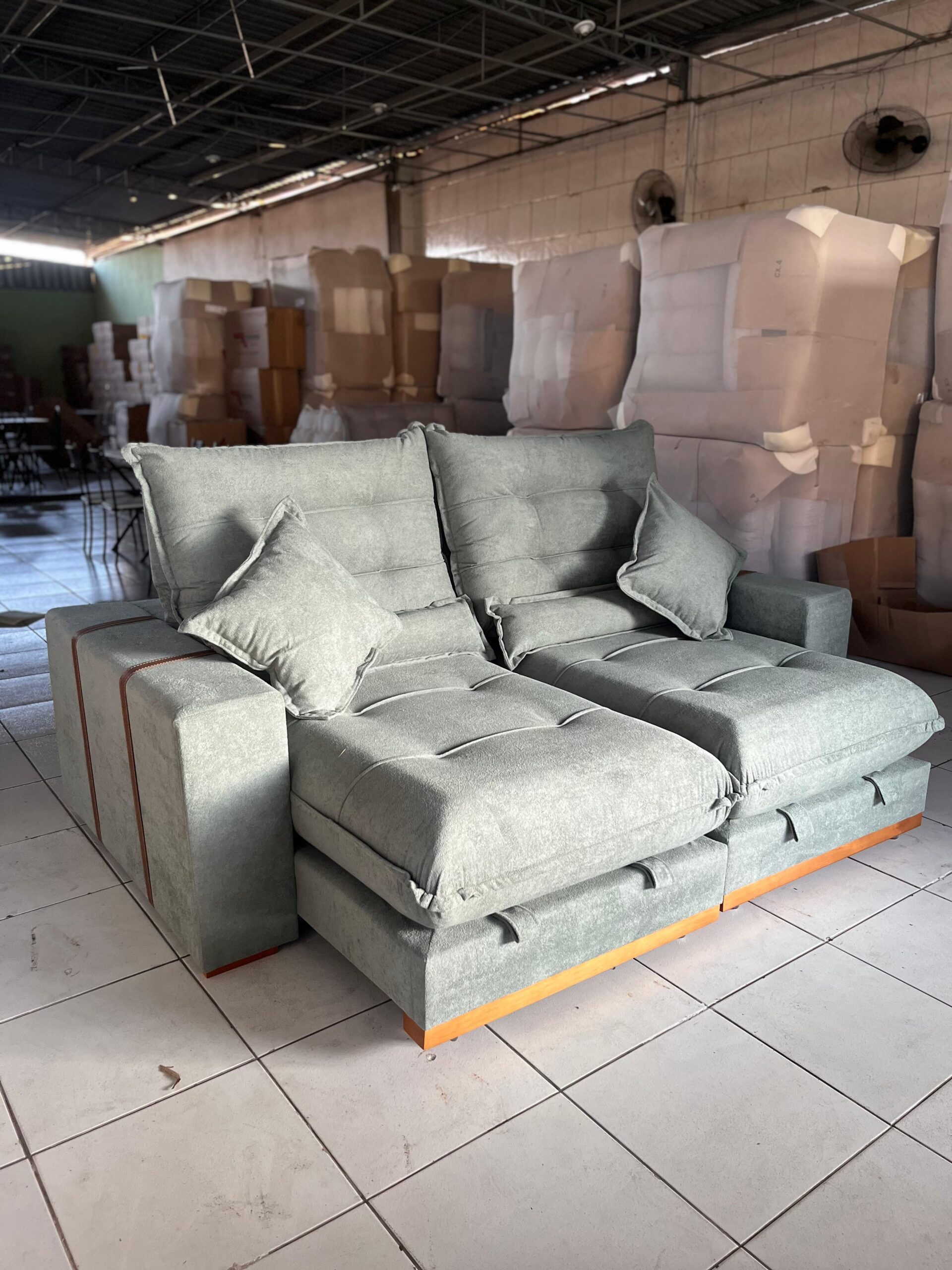 Sofá Retrátil e Reclinável Mônaco 2,30 m Master 51 - Menta
