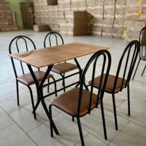 Mesa Tampo MDP Proa 98 x 58 cm Base Cabo Frio com 4 Cadeiras Ubatuba Preto Fosco com Assento Marrom - Teixeira